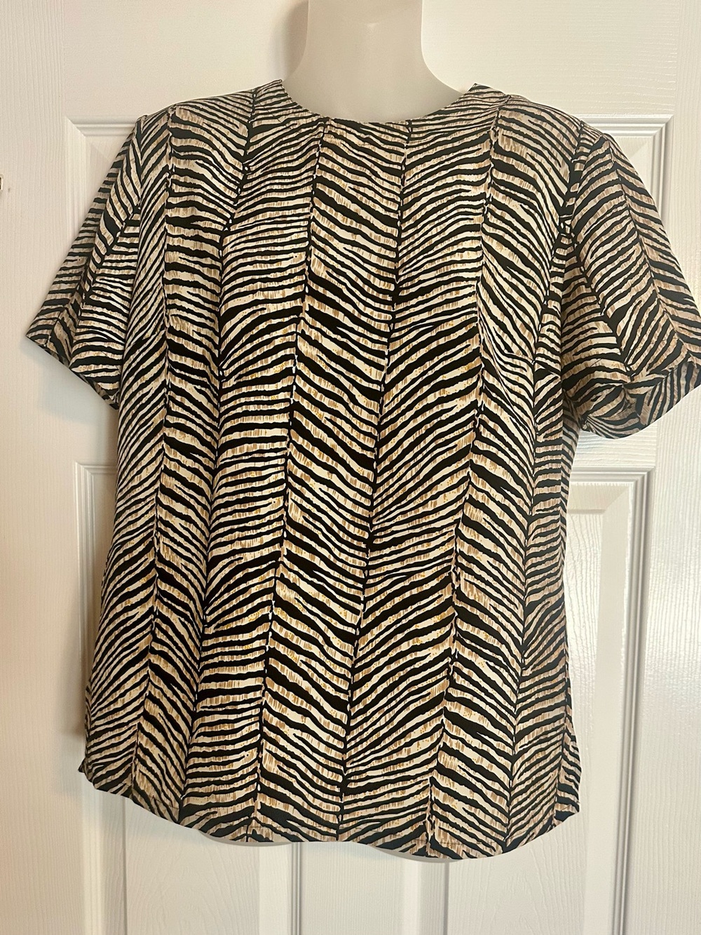 Vintage Zebra-Print Short Sleeve Blouse in Black and Cream